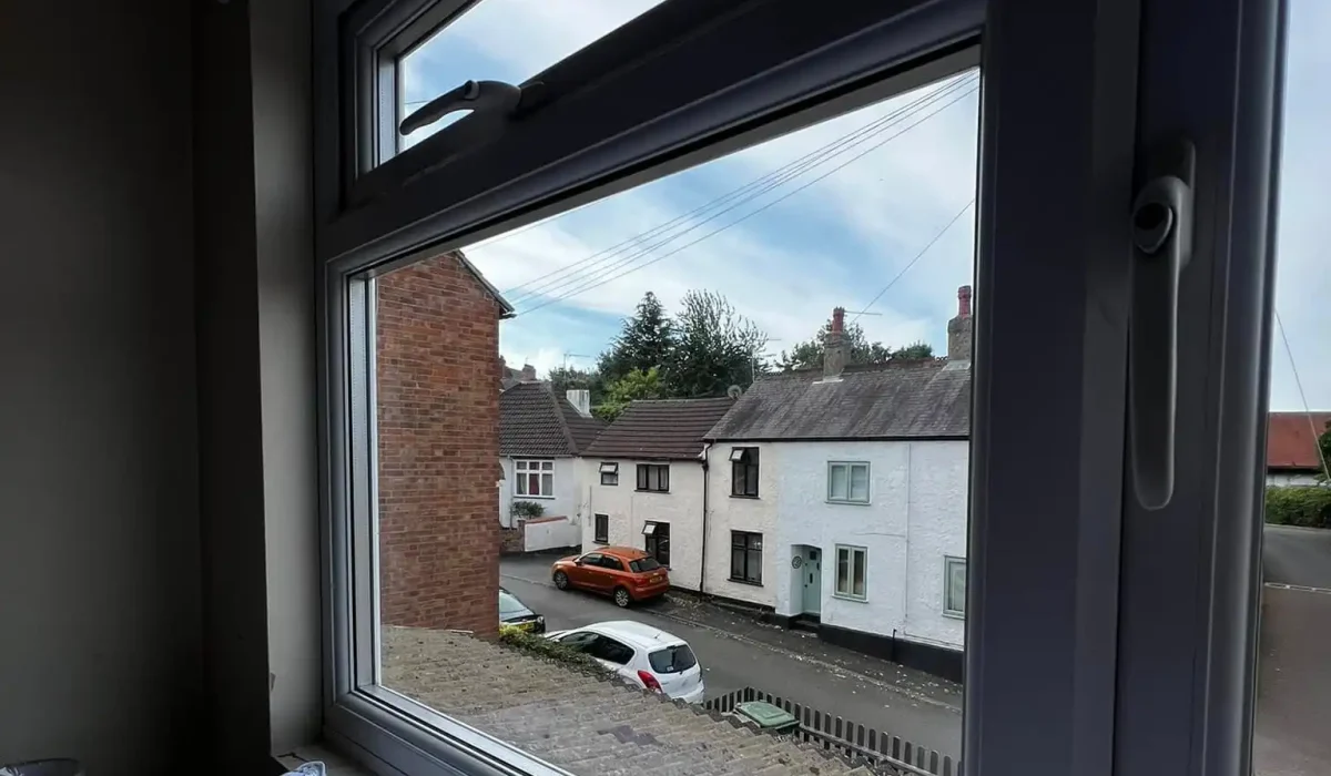 bedroom-window2